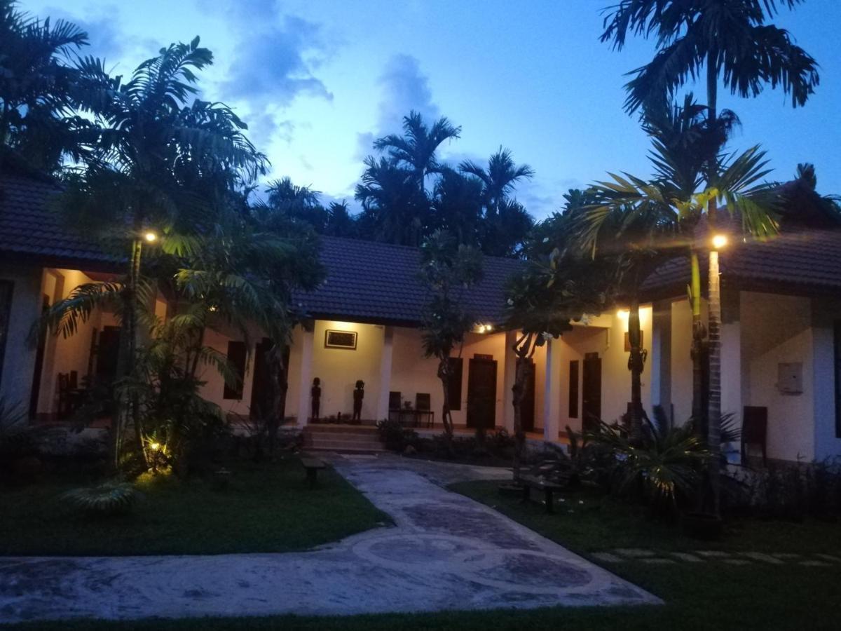 Villa Thakhek Exterior foto