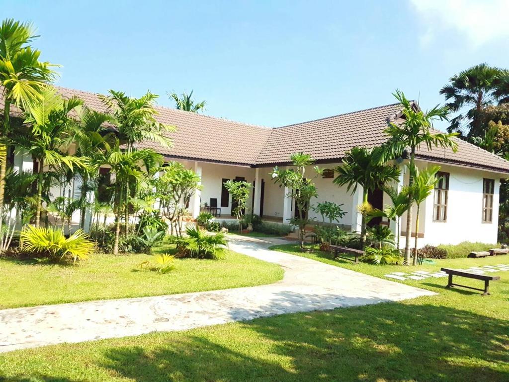 Villa Thakhek Exterior foto