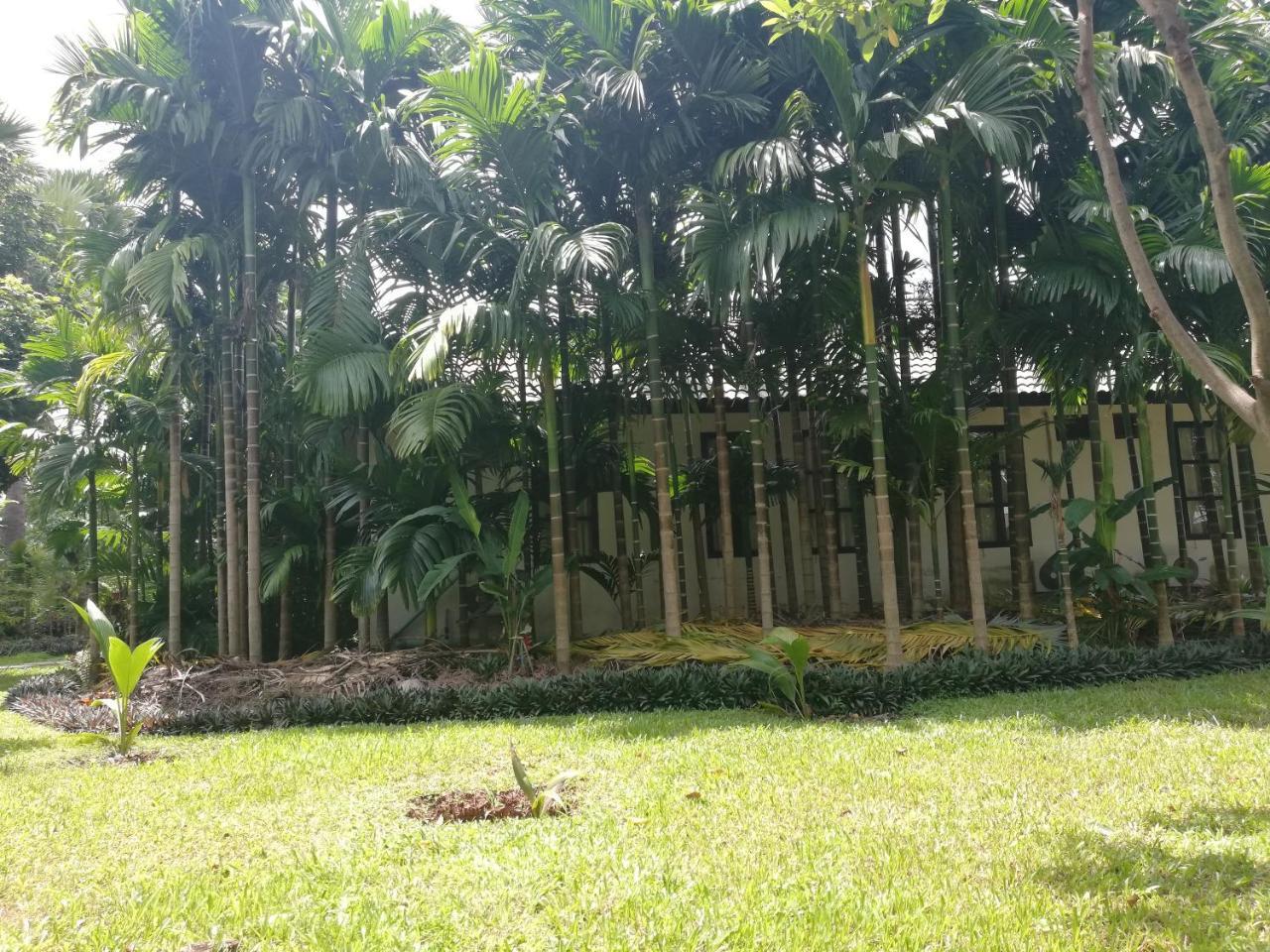Villa Thakhek Exterior foto